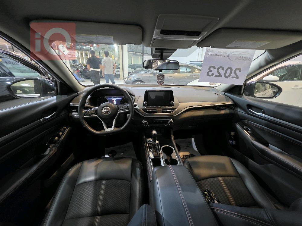 https://cdn.iqcars.ioscaled_1000068870_out.jpg